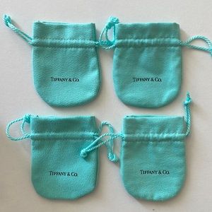 4 turquoise jewelry bags ‼️THIS LIST WILL BE DELETED SOON‼️